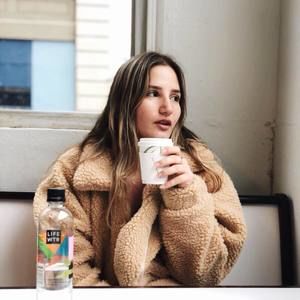 Meet your Posher, Dafna